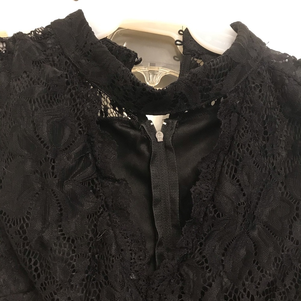 LBD - Picture 2 of 7